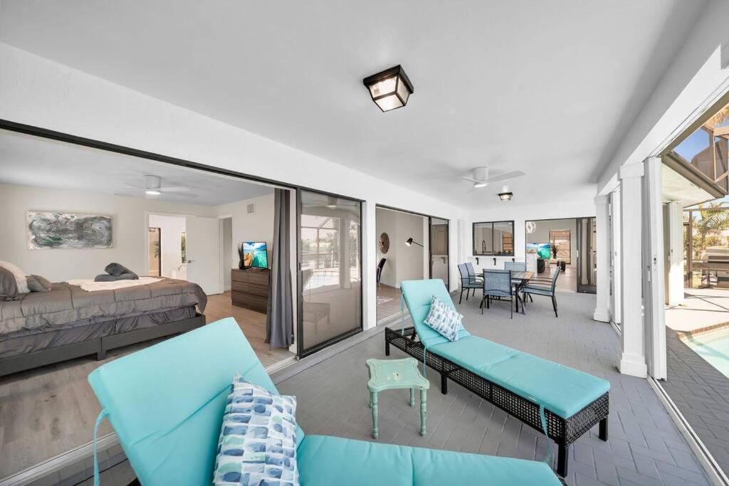 Willa Luxury Waterfront Haven In Cape Coral - Dog-Friendly Escape With Private Pool Zewnętrze zdjęcie